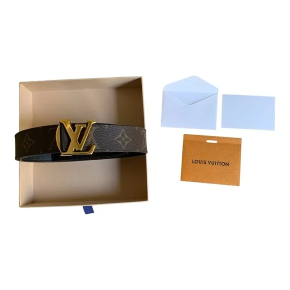 Authentic Louis Vuitton Initialed 30 MM. Reversible Belt. Size 85 - Picture 4 of 9